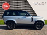 USED 2021 21 LAND ROVER DEFENDER 2.0 HSE 3d 296 BHP ELECTRIC DEPLOYABLE TOWBAR - SAT NAV - BLUETOOTH HANDSFREE- DAB RADIO - SUNROOF - MERIDIAN SOUND SYSTEM - WIRELESS CHARGER - 360 DEGREE PARKING AID - AIR SUSPENSION