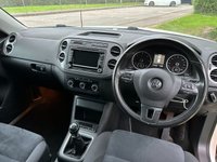USED 2011 61 VOLKSWAGEN TIGUAN 2.0 SPORT TDI BLUEMOTION TECHNOLOGY 4MOTION 5d 138 BHP 