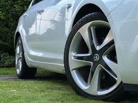 USED 2014 64 VAUXHALL ASTRA 1.6 LIMITED EDITION CDTI ECOFLEX S/S 5d 108 BHP 