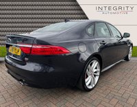 USED 2016 16 JAGUAR XF 3.0 V6 S 4d 296 BHP SAT NAV - BLUETOOTH - HEATED AND COOLED SEATS - 20" ALLOY WHEELS - 360 CAMERA SYSTEM - KEYLESS DRIVE - BLACK PACK