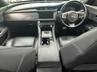 USED 2016 16 JAGUAR XF 3.0 V6 S 4d 296 BHP SAT NAV - BLUETOOTH - HEATED AND COOLED SEATS - 20" ALLOY WHEELS - 360 CAMERA SYSTEM - KEYLESS DRIVE - BLACK PACK