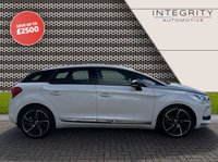 USED 2013 62 CITROEN DS5 2.0 HDI DSTYLE 5d 161 BHP SATELITTE NAVIGATION - BLUETOOTH HANDSFREE - 18" ALLOY WHEELS - DENON AUDIO SYSTEM - FRONT AND REAR PARK ASSIST - PARKING CAMERA - DAB RADIO