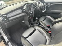 USED 2017 17 MINI CONVERTIBLE 1.5 COOPER 2d 134 BHP PARKING SENSORS - REAR CAMERA - HEATED FRONT SEATS - MINI EXCITEMENT PACK - COMFORT ACCESS SYSTEM - MULTIFUNCTION STEERING WHEEL - EXTENDED LIGHTING PACK - RAIN SENSING WIPERS
