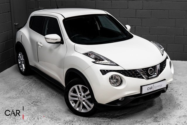 2017 X Nissan Juke 1.6 ACENTA XTRONIC 5d 117 BHP