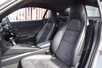 USED 2018 PORSCHE 718 2.0 CAYMAN PDK 2d AUTO 295 BHP GT SILVER / 20" CARRERA ALLOYS