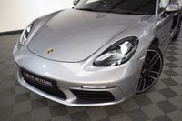 USED 2018 PORSCHE 718 2.0 CAYMAN PDK 2d AUTO 295 BHP GT SILVER / 20" CARRERA ALLOYS