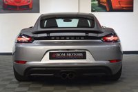 USED 2018 PORSCHE 718 2.0 CAYMAN PDK 2d AUTO 295 BHP GT SILVER / 20" CARRERA ALLOYS
