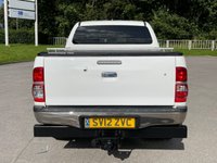 USED 2012 12 TOYOTA HI-LUX 3.0 INVINCIBLE 4X4 D-4D DCB 169 BHP ** NO VAT ** FULL LEATHER