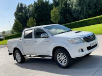 USED 2012 12 TOYOTA HI-LUX 3.0 INVINCIBLE 4X4 D-4D DCB 169 BHP ** NO VAT ** FULL LEATHER