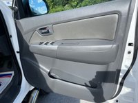 USED 2012 12 TOYOTA HI-LUX 3.0 INVINCIBLE 4X4 D-4D DCB 169 BHP ** NO VAT ** FULL LEATHER
