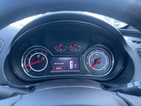 USED 2015 15 VAUXHALL INSIGNIA 2.0 SRI VX-LINE CDTI 5d 128 BHP THIS CAR COMES WITH 6 MONTHS WARRANTY, BREAKDOWN COVER AND RECOVERY.  DAB RADIO+  BLUETOOTH+  DUAL ZONE CLIMATE CONTROL+  AUX+  USB+  CLIMATE CONTROL+  AUDIO CONNECTIVITY+  19 INCH ALLOY SIZE+