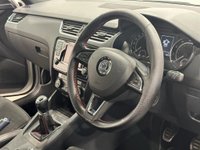 USED 2014 14 SKODA OCTAVIA 2.0 VRS TDI CR 5d 181 BHP High Gloss Candy White, Leather / Alcantara Sports Seats, Black Gloss Alloy Wheels