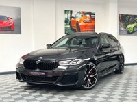 USED 2021 V BMW 5 SERIES 2.0 520D M SPORT TOURING MHEV 5d 188 BHP PAN ROOF / HUGE SPEC / TECH PK