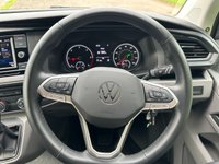 USED 2021 71 VOLKSWAGEN TRANSPORTER 4 BERTH LUXURY CAMPERVAN 2.0 T30 TDI HIGHLINE 150  DSG AUTOMATIC HILLSIDE BIRCHOVER CLASSIC