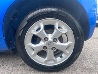 USED 2011 11 CITROEN C1 1.0 VTR PLUS 5d 68 BHP IDEAL NEW DRIVER CAR!! LOW MILEAGE, CHEAP AND ECO TO RUN WITH AVERAGE 62 MPG, &pound;20 ROAD TAX AND GROUP 3 INSURANCE. TIMING CHAIN RUN ENGINE TO GIVE PEACE OF MIND. SPEC INCLUDES  AIR CON, ALLOY WHEELS, REMOTE CENTRAL, CD/RADIO,AUX, REV COUNTER AND 2 KEYS.
