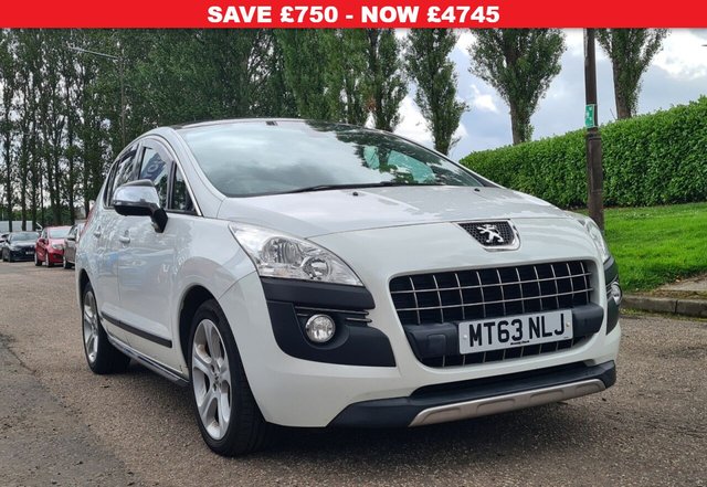 2013 Peugeot 3008 2.0 ALLURE HDI FAP 5d 150 BHP photo