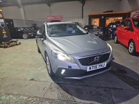 USED 2015 15 VOLVO V40 2.0 D4 CROSS COUNTRY LUX NAV 5d 188 BHP &pound;35 Road Tax.