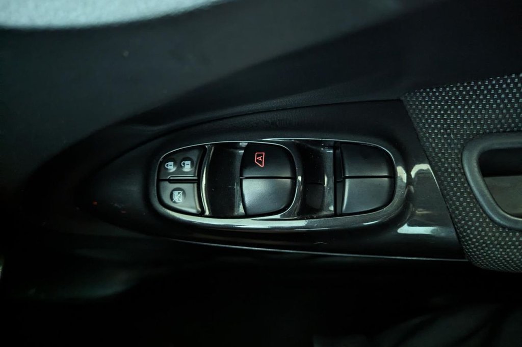 USED 2016 66 NISSAN JUKE 1.6 N-CONNECTA XTRONIC 5d AUTO 