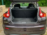 USED 2014 14 NISSAN JUKE 1.6 ACENTA 5d 117 BHP LOW MILEAGE - AUTOMATIC - SERVICE HISTORY - HIGHLY DESIRABLE 99/100 AUTOTRADER RETAIL RATING - 17 INCH ALLOY WHEELS - BLUETOOTH