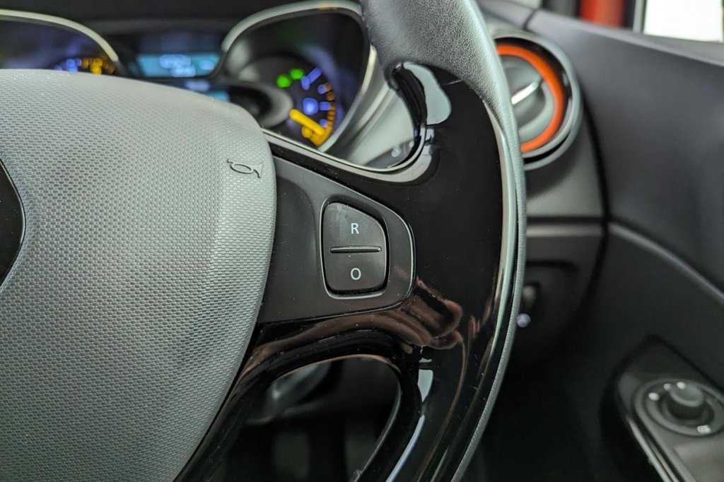 USED 2015 65 RENAULT CAPTUR 1.5 DYNAMIQUE S NAV DCI 5d 