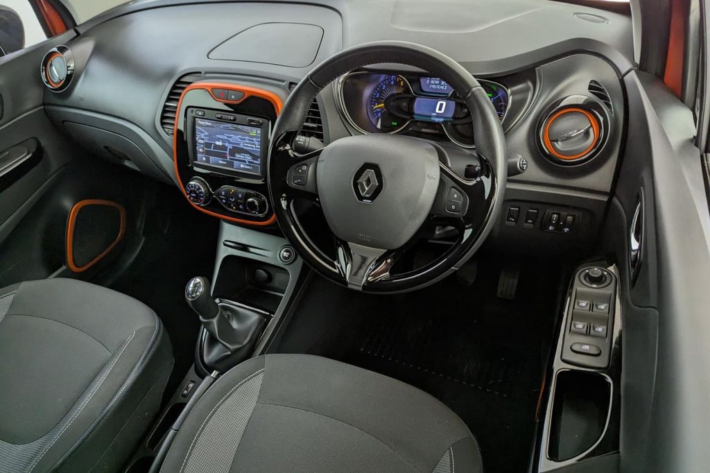 USED 2015 65 RENAULT CAPTUR 1.5 DYNAMIQUE S NAV DCI 5d 