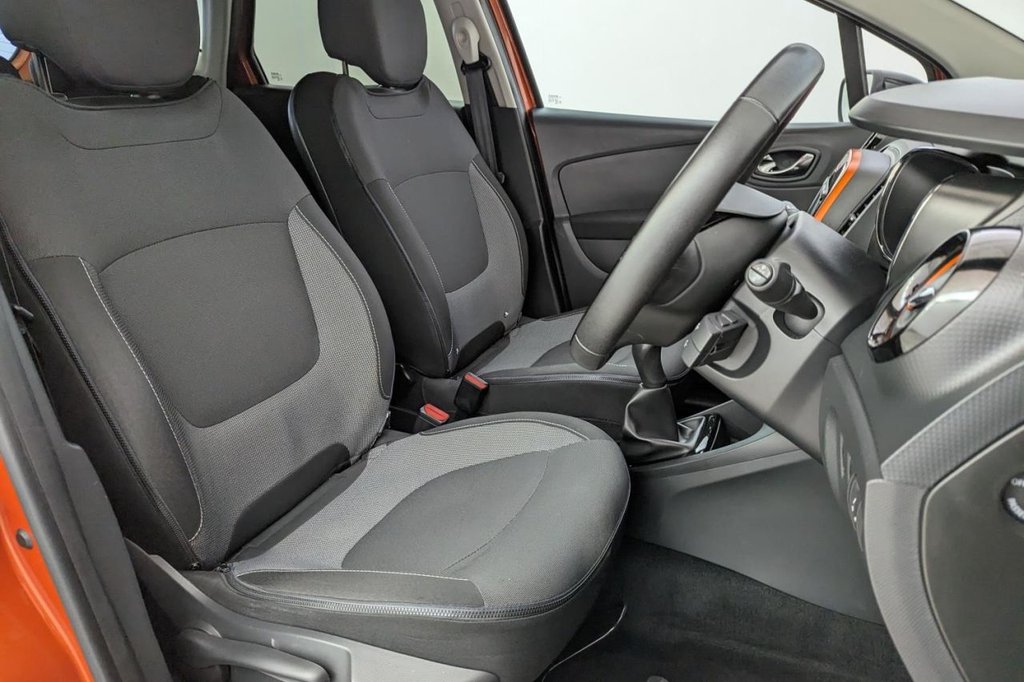 USED 2015 65 RENAULT CAPTUR 1.5 DYNAMIQUE S NAV DCI 5d 