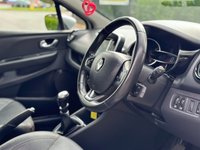 USED 2018 18 RENAULT CLIO 1.5 SIGNATURE NAV DCI 5d 109 BHP 