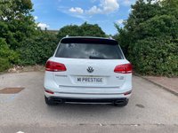 USED 2016 16 VOLKSWAGEN TOUAREG 3.0 V6 R-LINE TDI BLUEMOTION TECHNOLOGY 5d 259 BHP SATNAV-2 OWNERS-F/VW/S/HISTORY