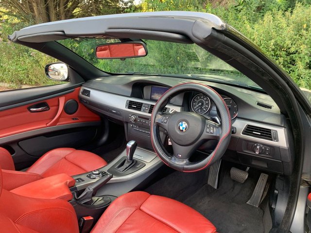 View our BMW 3 SERIES
