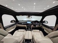 USED 2017 66 BMW X5 3.0 30D (258 PS) M SPORT AUTO XDRIVE ( EURO 6 ) S/S 5DR + PRO NAV + PANORAMIC E/SUNROOF + E/M/HEATED COMFORT / SPORT LEATHERS + HEAD UP + HARMAN KARDON + M SPORT PLUS PACK + R/CAMERA + F/R PARK + XENON / L.E.D.S + 20S + E/BOOT  PANROOF+R/CAM+XENON+COMFORT SEATS+NAV+HUD+HK+CRUISE