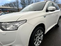 USED 2014 14 MITSUBISHI OUTLANDER 0.0 PHEV GX 4H 5d 162 BHP PRIVATLEY OWNED VEHICLE - GREAT VALUE PETROL HYBRID