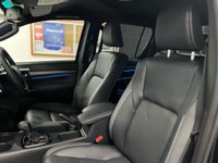 USED 2023 72 TOYOTA HI-LUX 2.8L INVINCIBLE X 4WD D-4D DCB 0d AUTO 202 BHP *DELIVERY MILES FULLY LOADED*