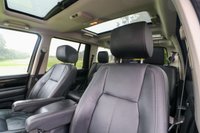 USED 2016 16 LAND ROVER DISCOVERY 3.0 SDV6 (255) Landmark 5dr Automatic Euro 6 (Rear Entertainment, 7 Seats, Panoramic Triple Sunroof, Digital TV, Meridian Surround System) !! NATIONWIDE DELIVERY AVAILABLE !!