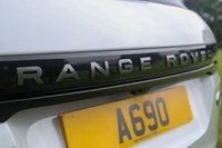 USED 2019 69 LAND ROVER RANGE ROVER EVOQUE 2.0 D180 MHEV R-Dynamic S 5dr Automatic Euro 6 (Privacy, Black Stealth Pack, InControl Navigation, Apple CarPlay/Android Auto) NATIONWIDE DELIVERY - RESERVE ONLINE TODAY