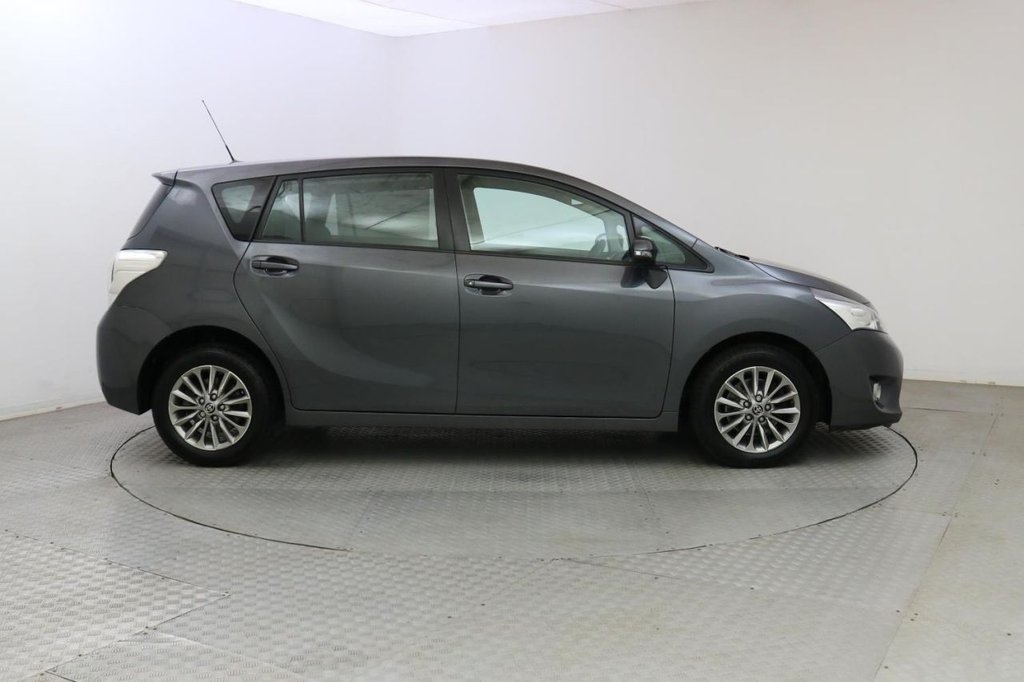 USED 2017 17 TOYOTA VERSO 1.6 D-4D ICON 5d 7 SEATS 