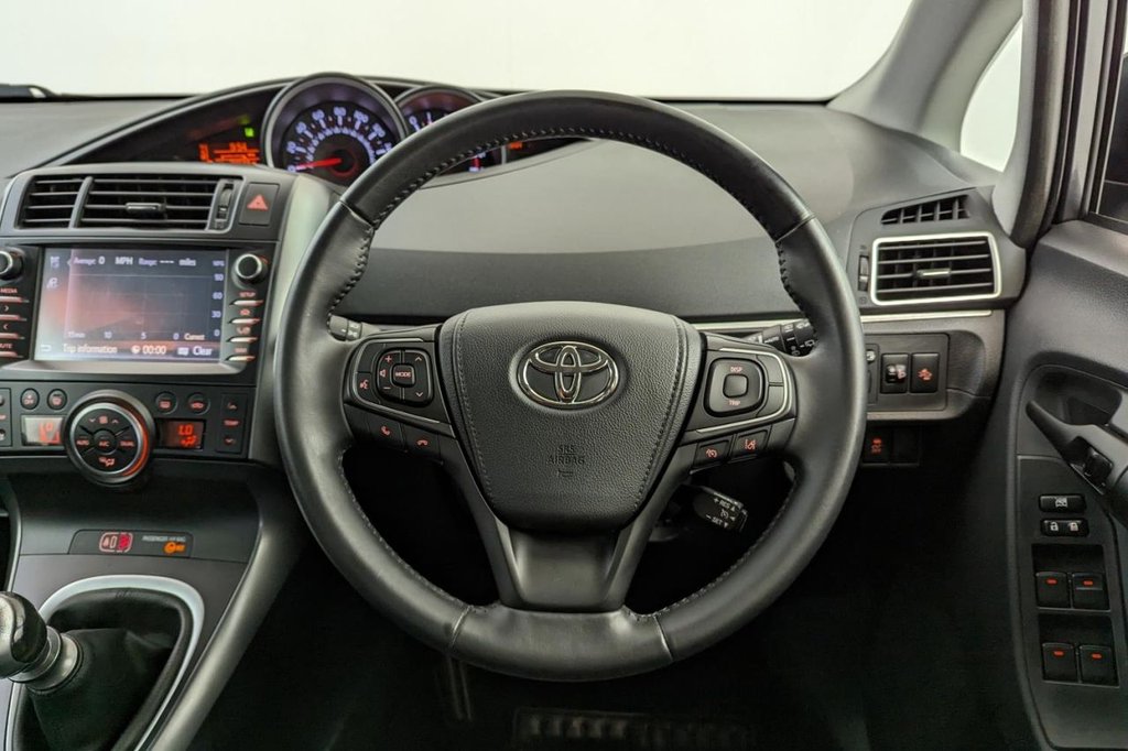 USED 2017 17 TOYOTA VERSO 1.6 D-4D ICON 5d 7 SEATS 