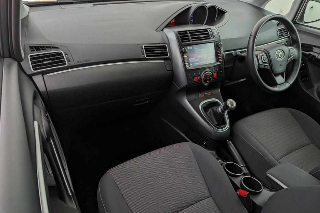 USED 2017 17 TOYOTA VERSO 1.6 D-4D ICON 5d 7 SEATS 