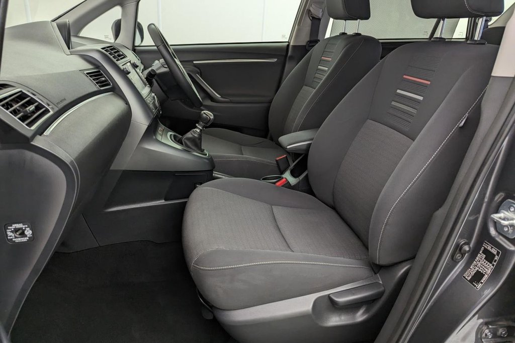 USED 2017 17 TOYOTA VERSO 1.6 D-4D ICON 5d 7 SEATS 