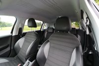 USED 2018 68 PEUGEOT 2008 1.2 PureTech (130) Allure 5dr Euro 6 (Privacy Glass, Satellite Navigation, Cruise Control, Dual Climate Control) !! NATIONWIDE DELIVERY AVAILABLE !!