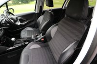 USED 2018 68 PEUGEOT 2008 1.2 PureTech (130) Allure 5dr Euro 6 (Privacy Glass, Satellite Navigation, Cruise Control, Dual Climate Control) !! NATIONWIDE DELIVERY AVAILABLE !!