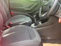 USED 2018 FORD FIESTA 1.1 ZETEC 5d 85 BHP * SATNAV *      LOW MILES