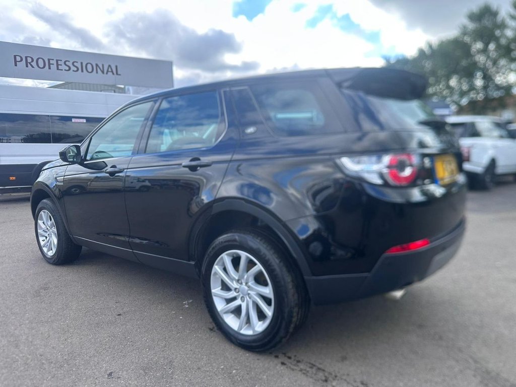 View our LAND ROVER DISCOVERY SPORT