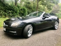 USED 2012 62 MERCEDES-BENZ SLK 1.8 SLK200 BLUE EFFICIENCY 2d AUTO 184 BHP ONLY 33,800 MILES//BLACK LEATHER HEATED SEATS//FRONT AND REAR PARK SENSORS//STUNNING CONDITION THROUGHOUT//ULEZ COMPLIANT//lLAST 2 OWNERS FRM SAME FAMILY 184 BHP ONLY 32,500 MILES//BLACK LEATHER HEATED SEATS//FRONT AND REAR PARK SENSORS//STUNNING CONDITION THROUGHOUT//ULEZ COMPLIANT
