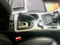 USED 2012 62 MERCEDES-BENZ SLK 1.8 SLK200 BLUE EFFICIENCY 2d AUTO 184 BHP ONLY 33,800 MILES//BLACK LEATHER HEATED SEATS//FRONT AND REAR PARK SENSORS//STUNNING CONDITION THROUGHOUT//ULEZ COMPLIANT//lLAST 2 OWNERS FRM SAME FAMILY 184 BHP ONLY 32,500 MILES//BLACK LEATHER HEATED SEATS//FRONT AND REAR PARK SENSORS//STUNNING CONDITION THROUGHOUT//ULEZ COMPLIANT