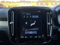 USED 2018 18 VOLVO XC40 2.0 T4 INSCRIPTION PRO AWD 5d 188 BHP 