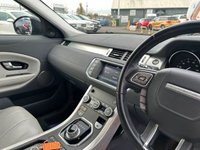 USED 2015 65 LAND ROVER RANGE ROVER EVOQUE 2.0 TD4 SE TECH 5d 177 BHP 1 FORMER KEEPER - EURO 6 - 1 YEARS MOT PRIOR TO COLLECTION - 4X4 - CHROME TREAD PLATES