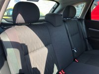 USED 2003 53 FORD FOCUS 1.6 ZETEC 5d 99 BHP AUTOMATIC, 1 FORMER KEEPER, SERVICE HISTORY, NEW MOT, CD/RADIO, ELECTRIC WINDOWS, REMOTE CENTRAL LOCKING, FRONT FOG LIGHTS, ALLOY WHEELS AND CLOTH INTERIOR. CHEAP AUTOMATIC CARS ARE VERY SOUGHT AFTER AND WONT BE AROUND FOR LONG!