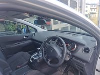 USED 2013 PEUGEOT 5008 1.6 e-HDi 115 Allure 5dr EGC 7 SEATS PANORAMIC SUNROOF HEAD UP DISPLAY PARKING SENSORS EXCELLENT SERVICE HISTORY 13 SERVICES TO 127K MILES