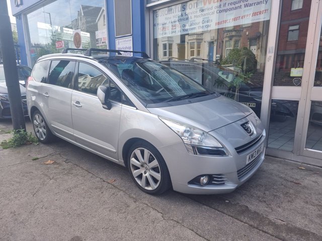 2013 Peugeot 5008 1.6 e-HDi 115 Allure 5dr EGC