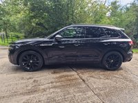 USED 2020 20 VOLKSWAGEN TOUAREG 3.0 V6 BLACK EDITION TDI 5d 282 BHP ZERO DEPOSIT FINANCE AVAILABLE